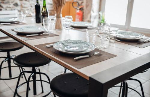 maison quartier médiéval au pied du château FOUGERES - Foto 6