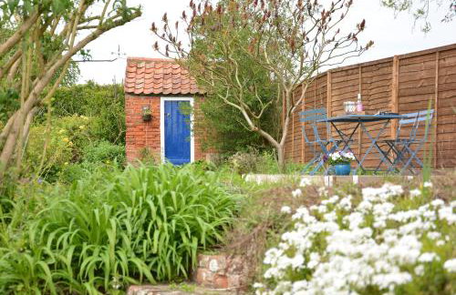 1 Tunns Cottages, Rushmere, nr Beccles - Foto 25