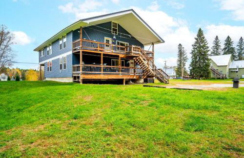 The Chalet - Spacious 7 bedroom near Sugarloaf, on Snowmobile and UTV trails, Hiking, Golf and Flagstaff Lake across the street - Foto 54
