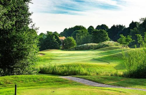 2BDR Cottage By Guest Nest Management In Horsham With Free Parking - Photo 14