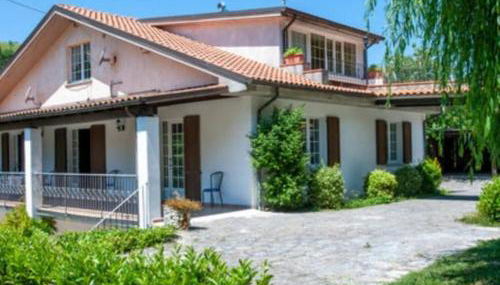 Villa Glicine Casa Vacanze con Piscina e Camino ad Apecchio, Marche - Foto 5, Garden, Garden view