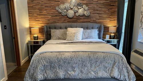 Charming Pet-Friendly Vacation Rental with a Private Pool in Hays County, Texas - Foto 4