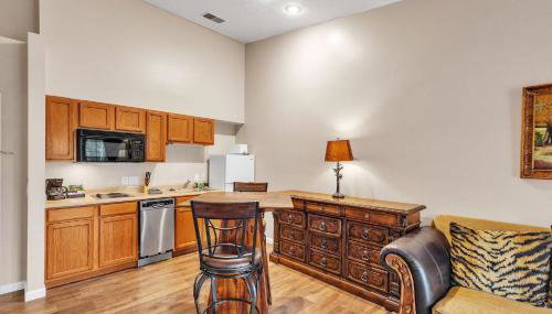 Grand Wood Suites - 3rd Floor Front Side Penthouse Suite 303 - Foto 2