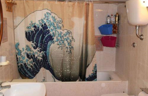 Entire apartment in Panoramic Villa with Bathtub - Photo 47