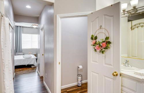 8 Mi to Beach Park Bakersfield Gem with Yard! - Photo 17