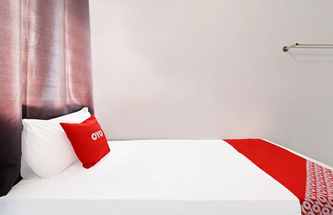 OYO 90493 JL Homestay - Foto 17