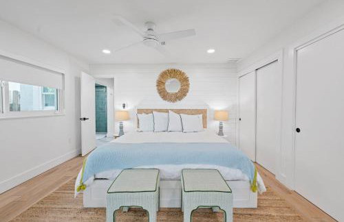 Oceanfront Cocoa Beach Vacation Home Private Beach, Tiki Bar & Family Fun - Foto 7