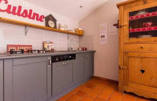 Gîte Accessible avec Jardin Fleuri près de Pornic, Éco-rénové et Équipé (Vélos, WiFi, Cheminée) - FR-1-306-957 - Foto 4