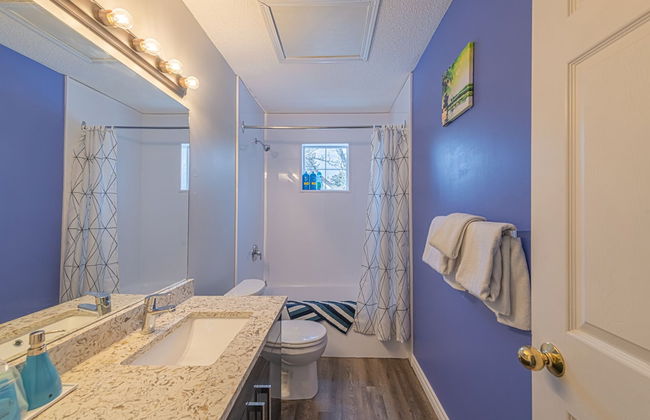 Banff Boundary Lodge 2 BR Condo & studio - Photo 18