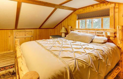 Fish and Hike Seeley Lake Cabin on 2 and Acres! - Foto 17