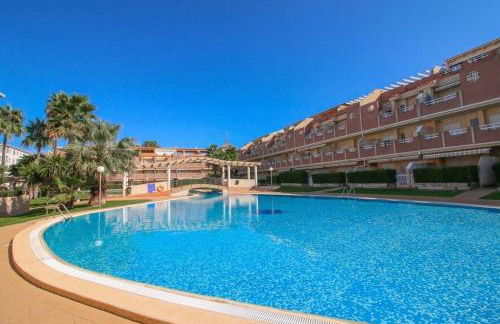 Planta baja con piscina a tres min de la playa - Foto 48