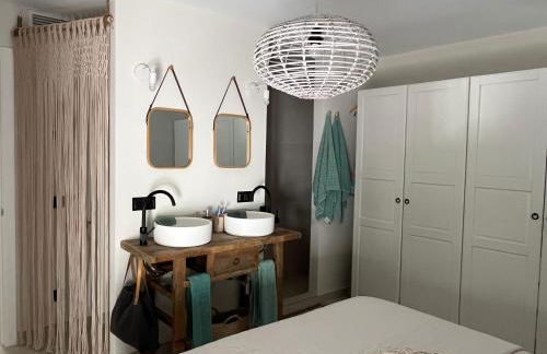 Casa Duende, Estepona, Private beach house with heated pool - Photo 26