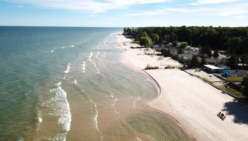 Beach Club of Oscoda - All 4 Beachfront Cottages - Foto 3