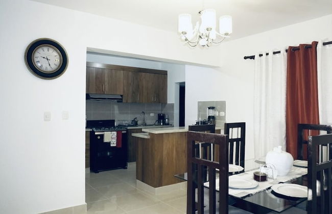 Confidence Luxurious Apartment - Photo 10