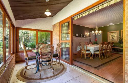 Casa na Granja Comary com piscina, churrasqueira e jacuzzi privativa - Foto 11