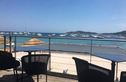 La corse les pieds dans l'eau - Foto 22