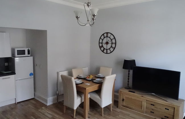 Portum -John St Apartment - Photo 10