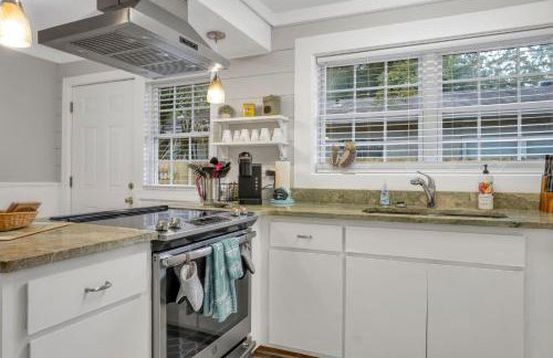 Sunrise Bliss 3 Bedroom St Simons Island 3 Minutes To Pier - Photo 13