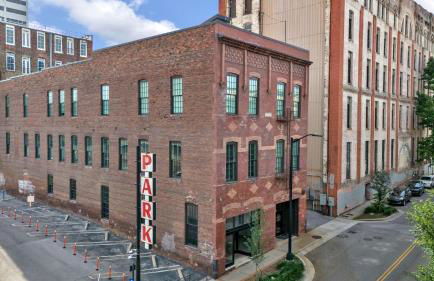 Heart of Downtown Knoxville - Foto 5