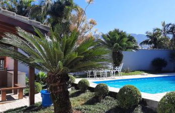 Lindo Sobrado com Piscina em Condomínio Fechado - Photo 2