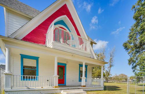 2 Mi to Gator Chateau Vibrant Home with Balcony - Foto 30