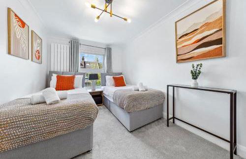 4BR North London I WiFi, Garden, Near Shops - Foto 40