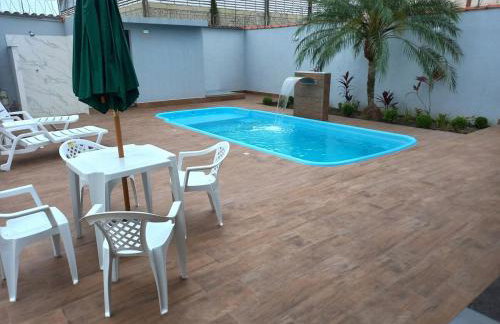Bertioga - Casa para temporada com piscina, acomoda até 15 pessoas - Photo 11
