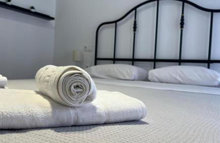 Gades de la Caleta con Terraza Grupo AC Gestion - Photo 20