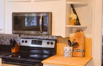 Perfectly Modern Craftsman- close to everything! - Photo 17