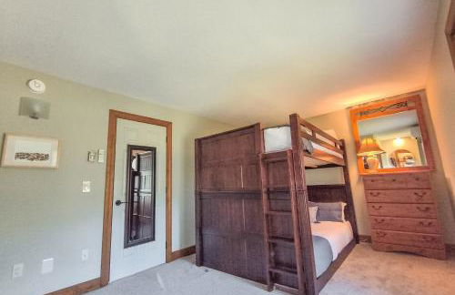 Saltbox 12F - Photo 16