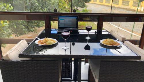 Flat no Condomínio Paraíso Serra Negra - A 200m da Bodega de Véio - Foto 2