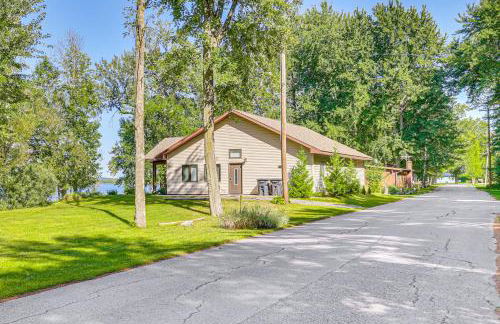 Lake Champlain Retreat with Grill, Fire Pit! - Foto 26