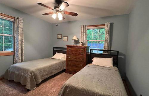 Family Friendly Home Near Trails & Live Music 3 Bedroom - Foto 6