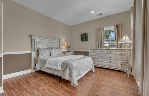 Lakefront Getaway - Dock, Pool, Sunset, Games - Foto 34