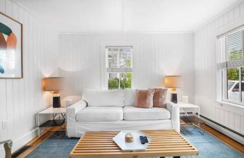 Stylish Walk to Town and Beach - Foto 9