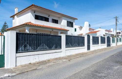 Villa Mosca - 4 Bedrooms & BBQ, Santa Cruz - Foto 6
