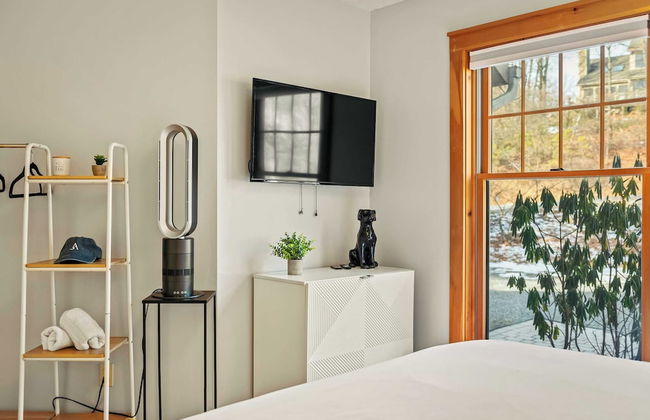 Mountain Escape With Game Room, Balcony & Stunning Views in the Poconos Christina - Foto 27