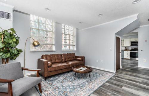 Charlestown 2br w in-unit wd close to dining BOS-962 - Foto 2