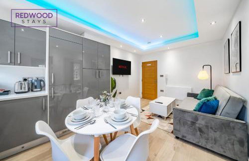 1 Bed 1 Bath, Modern Town Center Apartment, Netflix By Redwood Stays - Foto 11