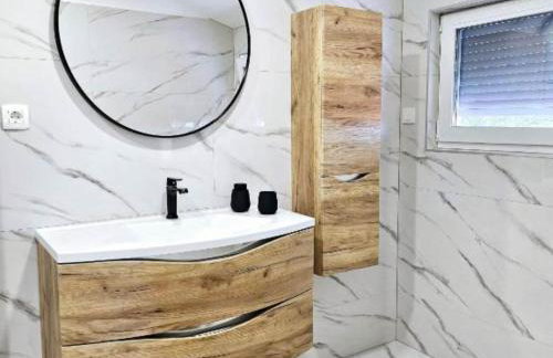 Villa Nika - Three Bedroom Villa with Private Pool - Foto 28