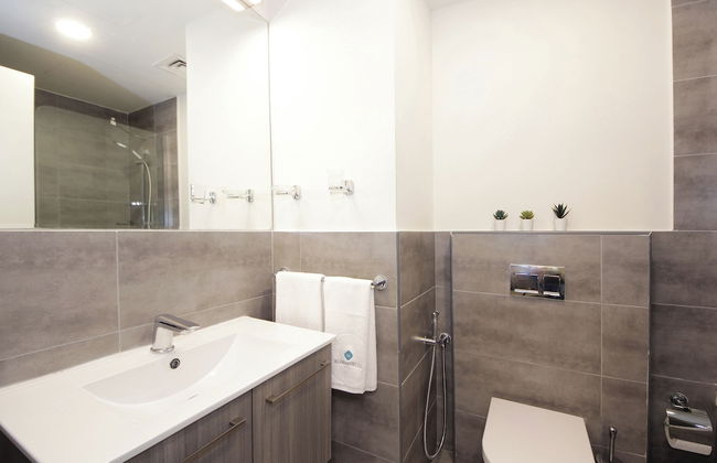 Bloomfields STU with Balcony Leonardo - Photo 20