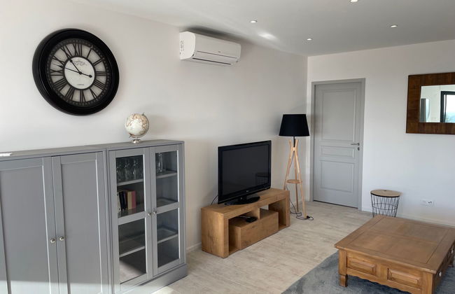 4 bedroom House in La Valette-du-Var with private pool and garden - Photo 26