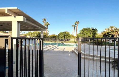 Cali Desert Life - Pool, Golf Cart, Tennis, Bikes - Foto 37