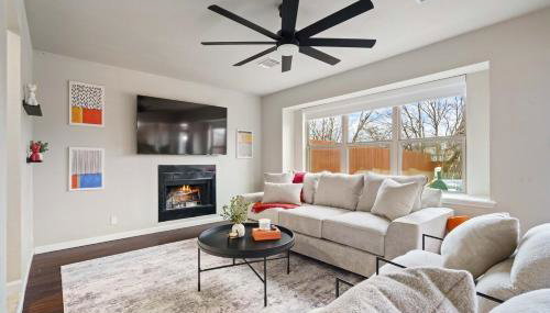 Pool, Games, King Suite 3BR Sleeps 9 - Foto 2