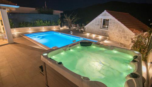 Villa Milena with heated pool and jacuzzi - Foto 4