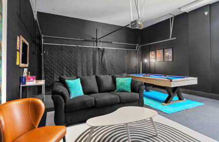 Poolside Tampa Stay- Game Room & Glam Room- Pool- Darts- Pool Table- Next to MacDill AFB - Foto 18