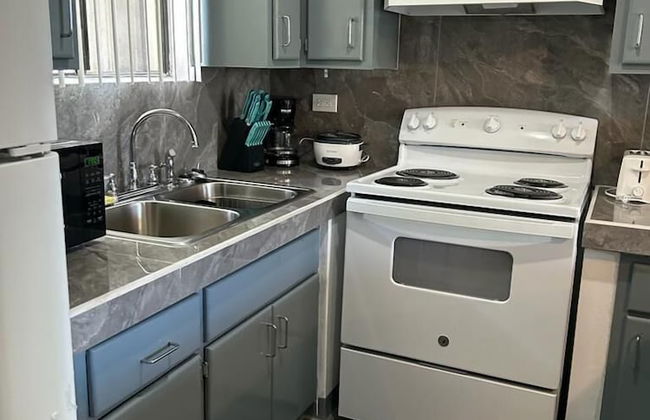 Beautiful Condos Near Private Beach - Foto 9