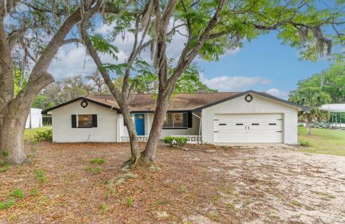 Sunny Lakeside Retreat with Pool and Firepit - Photo 50