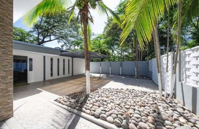 Playa Potrero Modern 3 BR Home Centrally Located - Casa Coastal Serenity - Photo 46