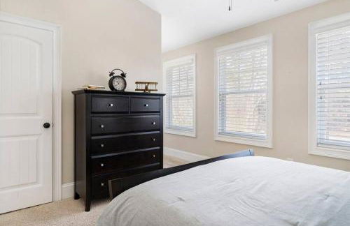 Spacious Family Getaway ~ Fire Pit~ Private Office - Foto 20